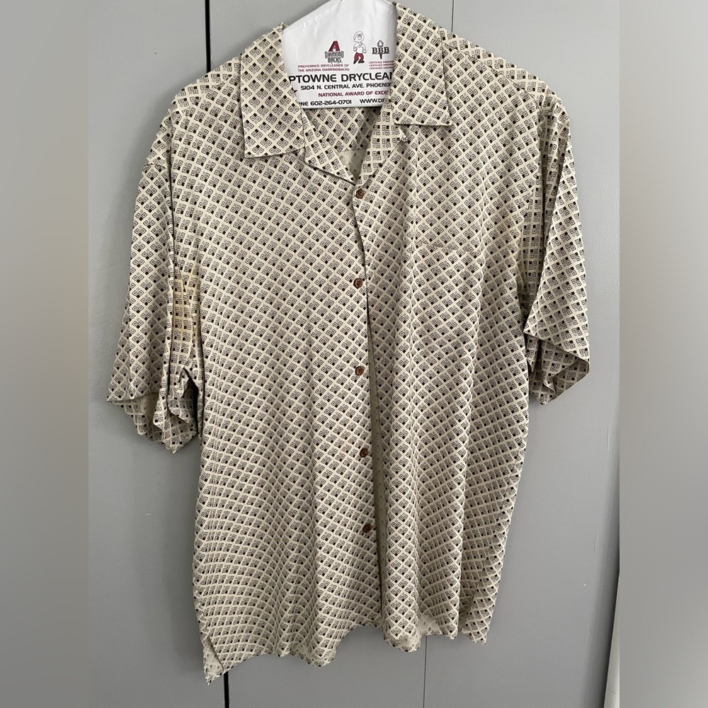 Men's XL Short Sleeve Shirt